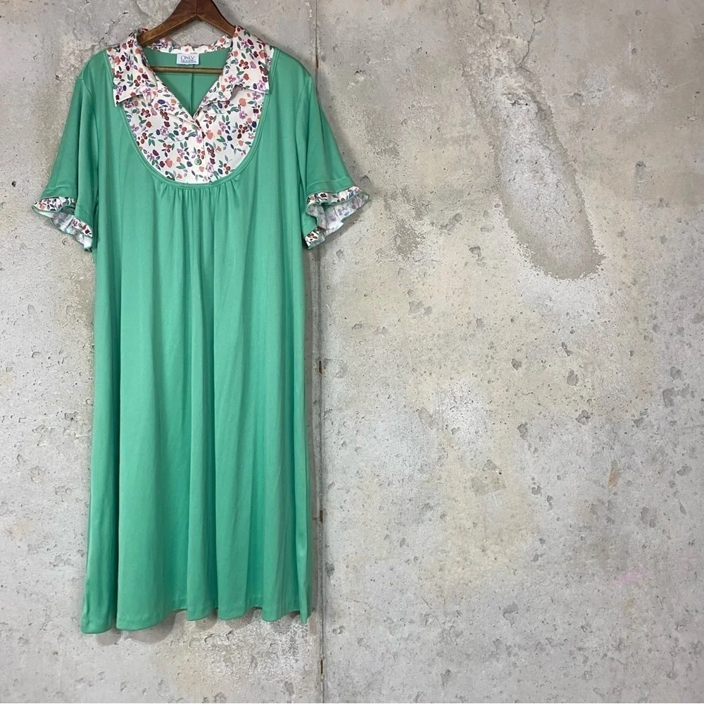 Vintage only necessities green floral short sleeve maxi house gown 1x xl